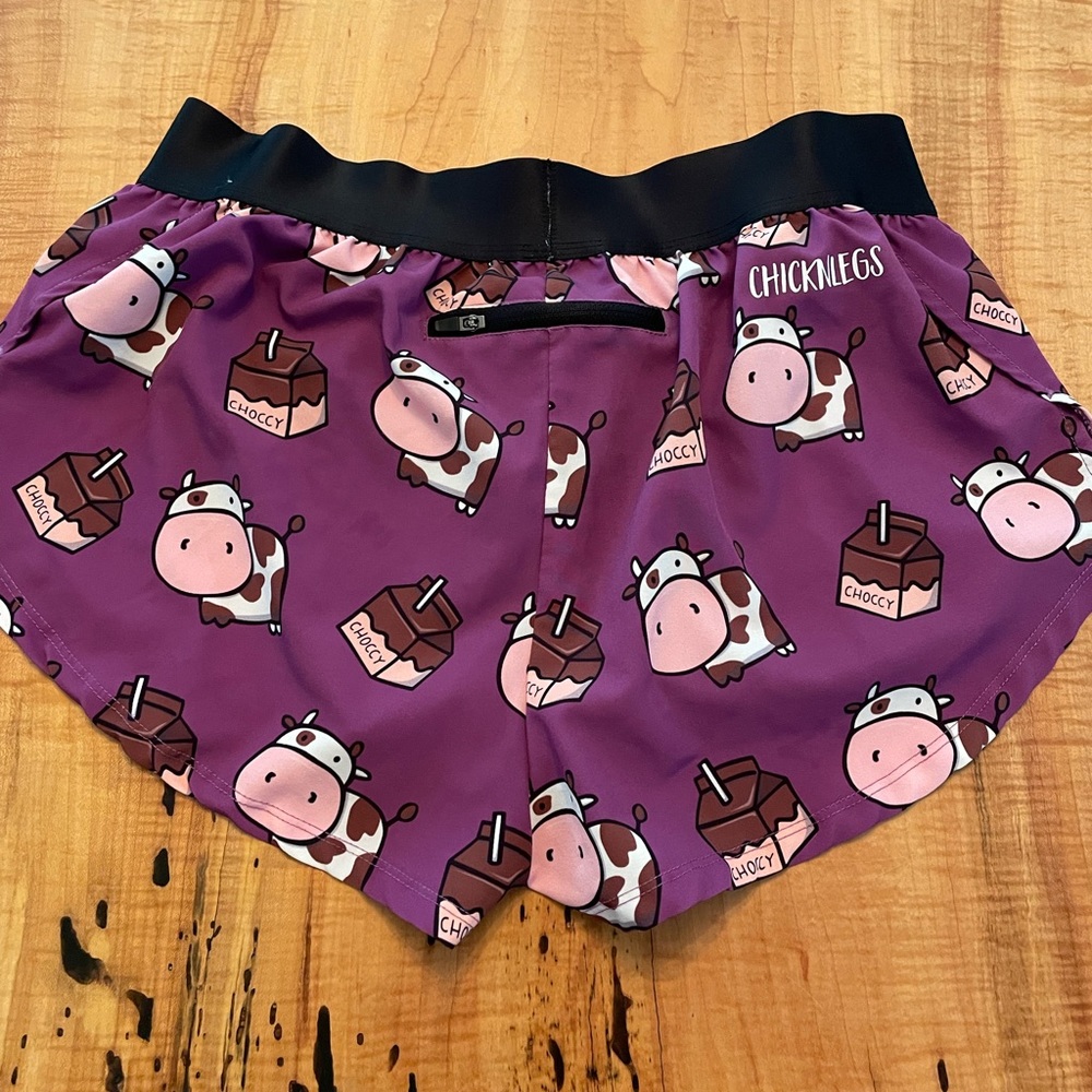 Chickn Legs running short. Choccy milk edition. Size medium.